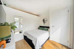 Bedroom area- click for photo gallery